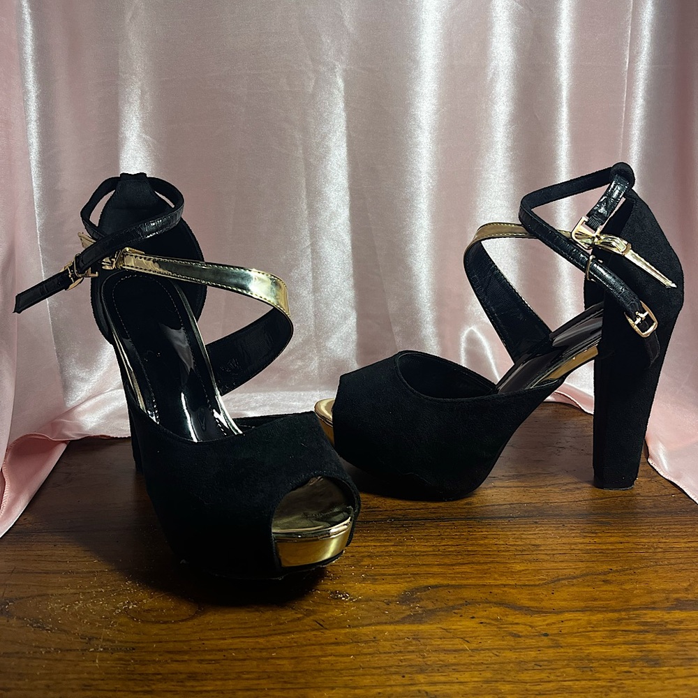 Black and gold suede heels